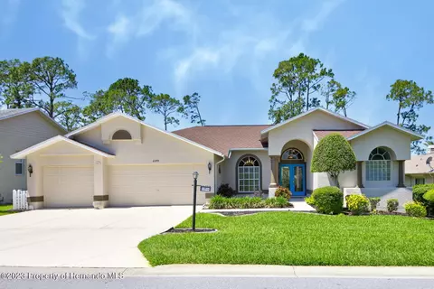 2355 Grandfather Mtn, Spring Hill, FL 34606