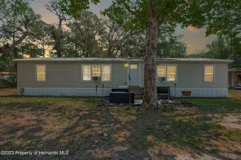 6172 Desales St, Brooksville, FL 34604