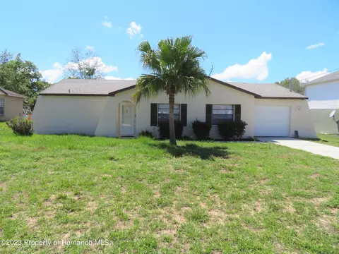 6417 Covewood Dr, Spring Hill, FL 34609