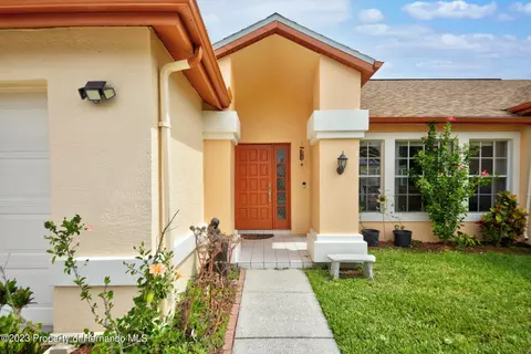 1383 Overland Dr, Spring Hill, FL 34608