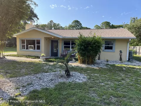 7749 Tropical Ln, Homosassa, FL 34448