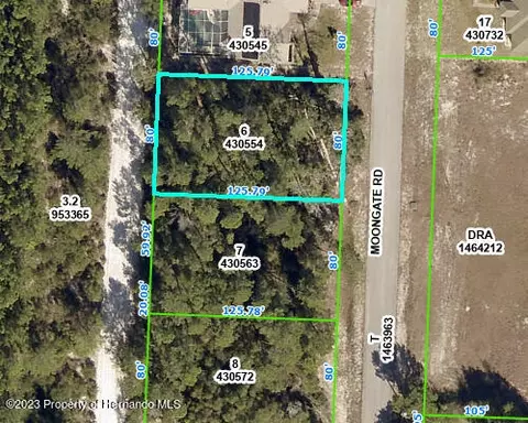 000 Moongate Rd #22, Spring Hill, FL 34606