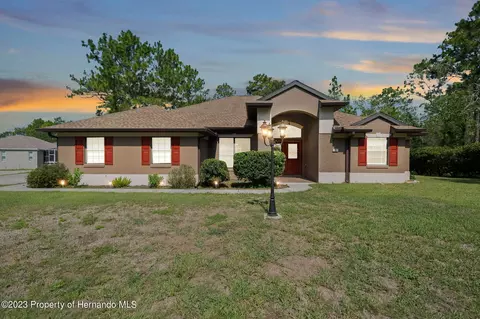 3 Bells Of Ireland Ct, Homosassa, FL 34446