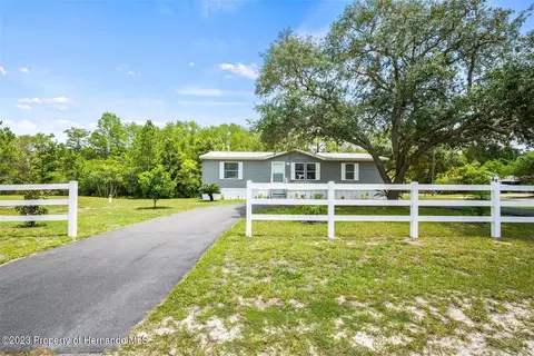 7957 Chassahowitzka St, Homosassa, FL 34448
