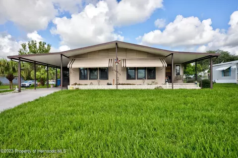 15311 Brookridge Blvd, Brooksville, FL 34613