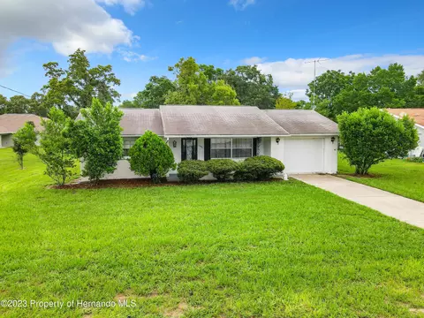 11331 Stacy St, Spring Hill, FL 34609 photo 1
