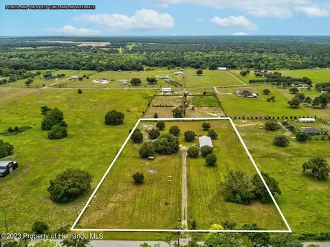 15368 Peach Orchard Rd, Brooksville, FL 34614