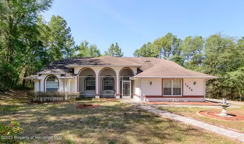 1620 Henniker Ct, Inverness, FL 34453