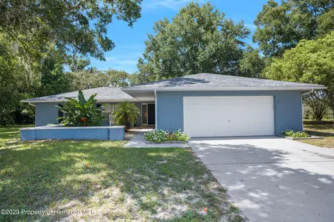 7321 Gates Cir, Spring Hill, FL 34606
