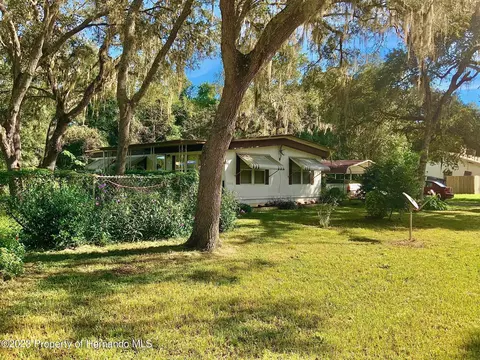 6615 N Iris Dr, Hernando, FL 34442