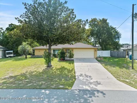 11342 Regent Ln, Spring Hill, FL 34609