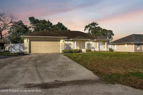 2313 Evangelina Ave, Spring Hill, FL 34608