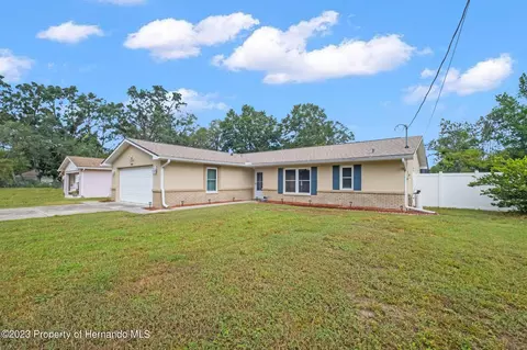 9019 Mccormick St, Spring Hill, FL 34608