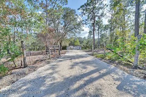 384 E Katie St, Hernando, FL 34442