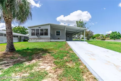 7570 Moriah Ave, Brooksville, FL 34613