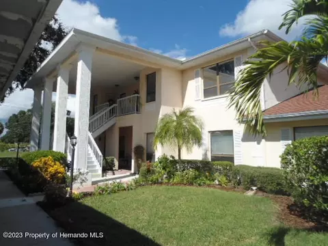 310 Kelsey Way, Sun City Center, FL 33573
