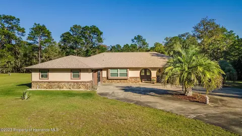 11383 Turner Ave, Floral City, FL 34436