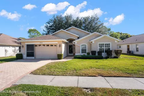 1016 Walnut Hill Ct, Spring Hill, FL 34609