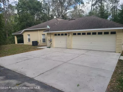 4006 Spring Lake Hwy, Brooksville, FL 34602