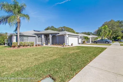 1709 Bermuda Ct, Safety Harbor, FL 34695