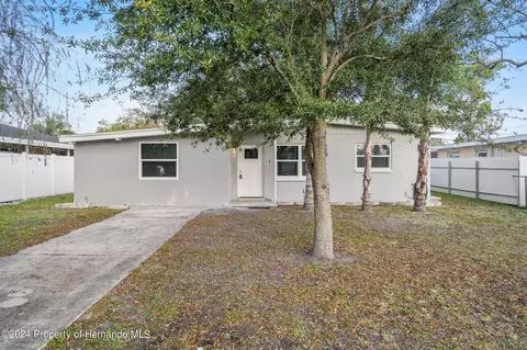6411 N Clark Ave, Tampa, FL 33614