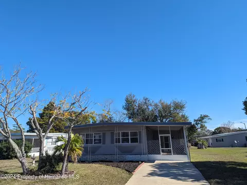 14271 Midfield St, Brooksville, FL 34613