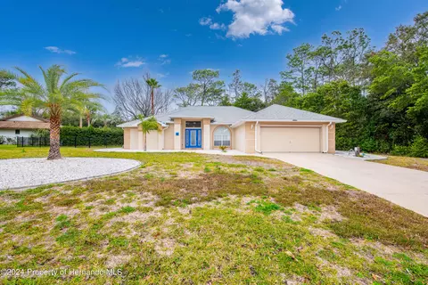 4 Linder Dr, Homosassa, FL 34446