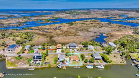 4016 Eagle Nest Dr, Hernando Beach, FL 34607