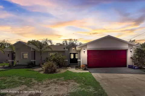 5472 Alderwood St, Spring Hill, FL 34606