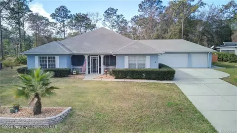 6 Dahoon Ct N, Homosassa, FL 34446