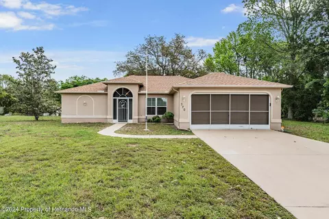 370 Dandelion Ct, Spring Hill, FL 34606