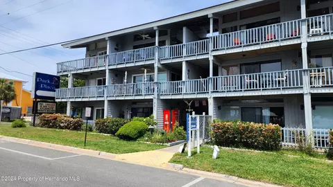 211 2nd St, Cedar Key, FL 32625