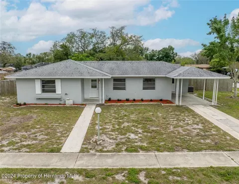 1306 Lodge Cir, Spring Hill, FL 34606