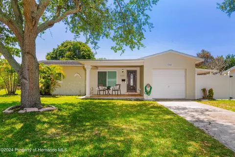 5300 17th Ave N, Saint Petersburg, FL 33710