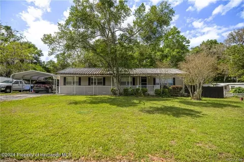 9050 Spoonbill Ave, Floral City, FL 34436