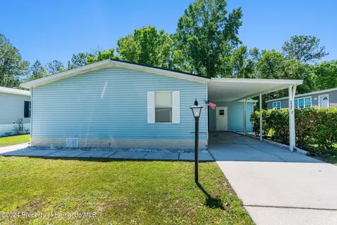 2932 Kingswood Cir, Brooksville, FL 34604