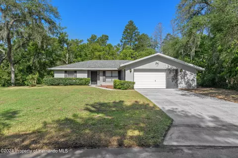 15 Asters Ct, Homosassa, FL 34446