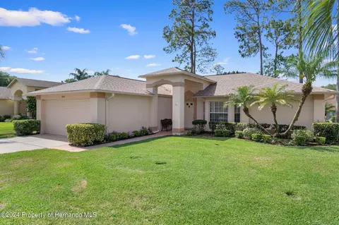 11152 Brooklawn Dr, Hudson, FL 34667