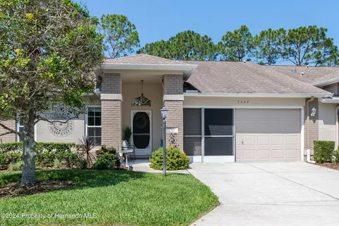 2404 Hidden Trail Dr, Spring Hill, FL 34606