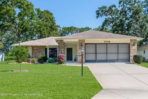 7079 Crown Oaks Dr, Spring Hill, FL 34606