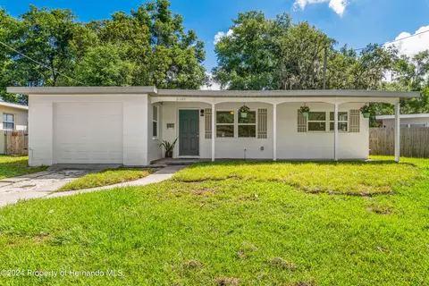 21397 Canal Dr, Brooksville, FL 34601