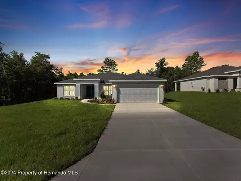 5460 N Bagwell Pt, Citrus Springs, FL 34434