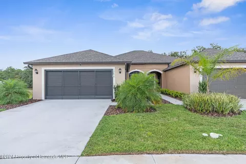 13474 Crest Lake Dr, Hudson, FL 34669