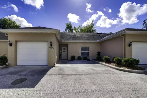 10362 Chalmer St, Spring Hill, FL 34608