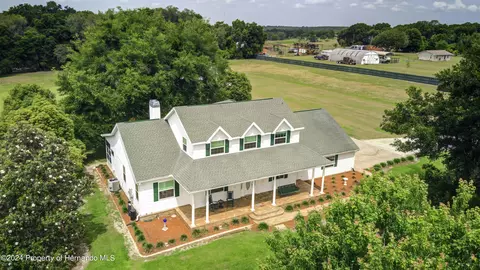 4195 Neff Lake Rd, Brooksville, FL 34601