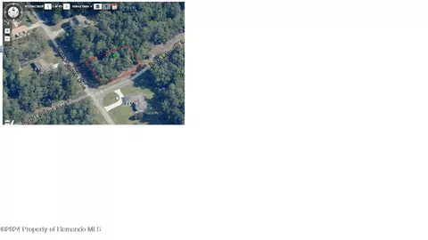 9535 N Sherman Dr, Citrus Springs, FL 34434