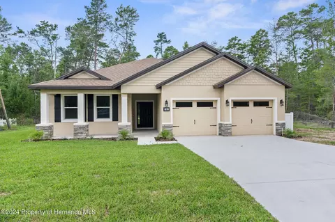 84 Bells Of Ireland Ct, Homosassa, FL 34446