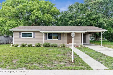 5032 Cynthia Ln, Spring Hill, FL 34606