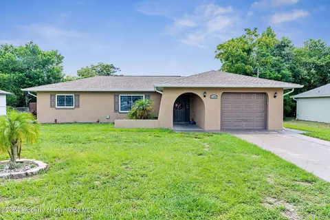 2287 Amherst Ave, Spring Hill, FL 34609