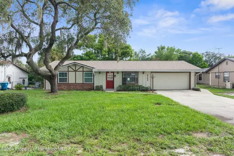 6140 Raleigh St, Spring Hill, FL 34606